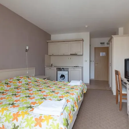 Apartment ★studio With Kitchen Wifi Balcony Pool View ★mt★ Sunny Beach