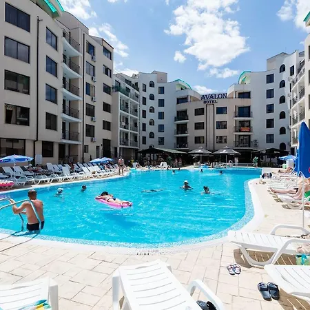 ★studio With Kitchen Wifi Balcony Pool View ★mt★ Napospart